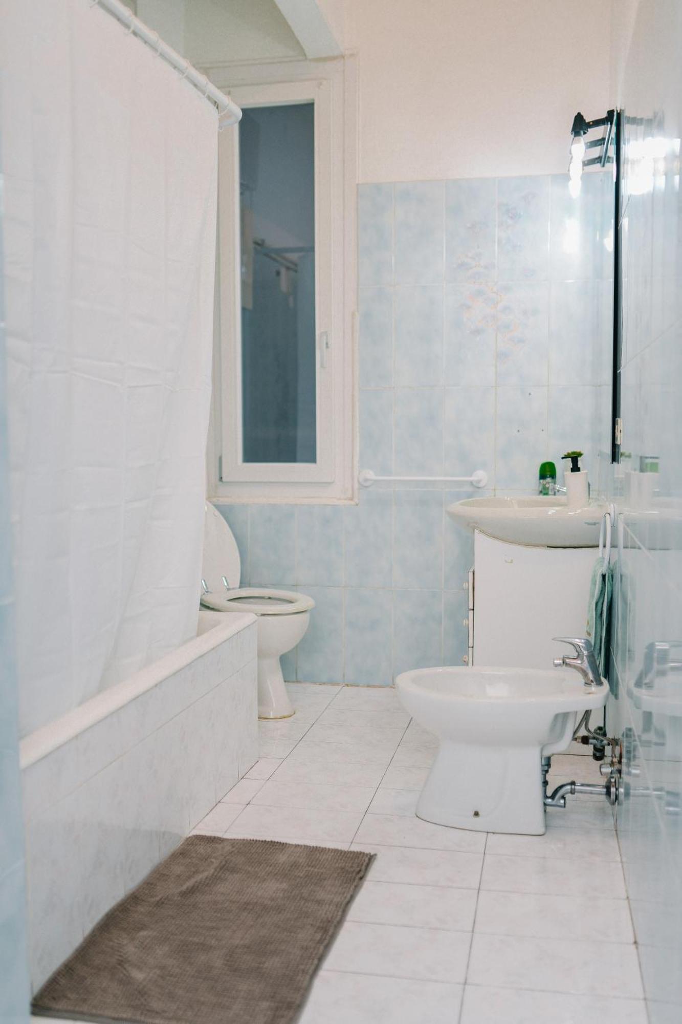 Stylish House In The Heart Of Genoa Apartment ภายนอก รูปภาพ